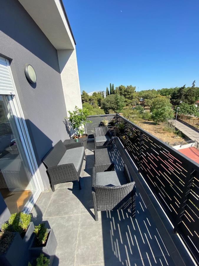 Apartment King With Private Parking Zadar Exterior photo