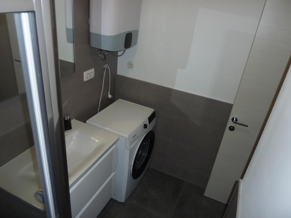 Apartment King With Private Parking Zadar Exterior photo