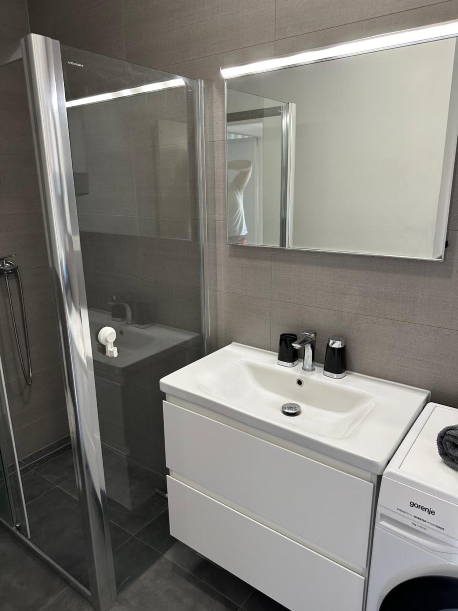 Apartment King With Private Parking Zadar Exterior photo