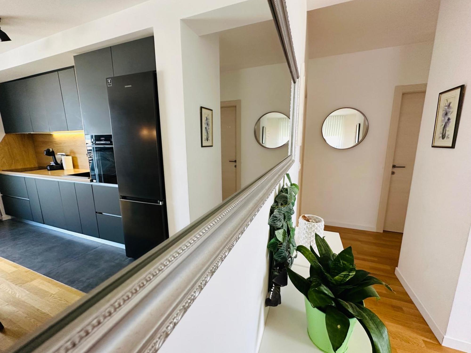 Apartment King With Private Parking Zadar Exterior photo